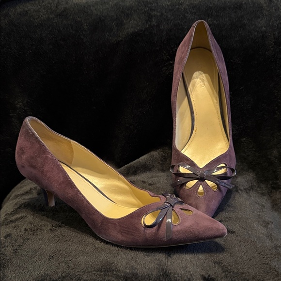 Joan & David Elegant Plum Heels with Ribbon Detail - Picture 3 of 6